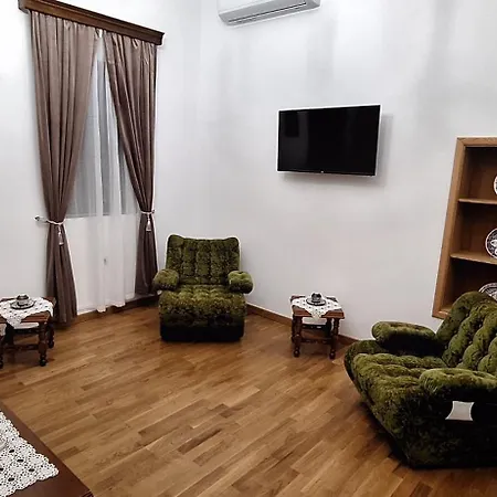Casa Medievale 아파트 *